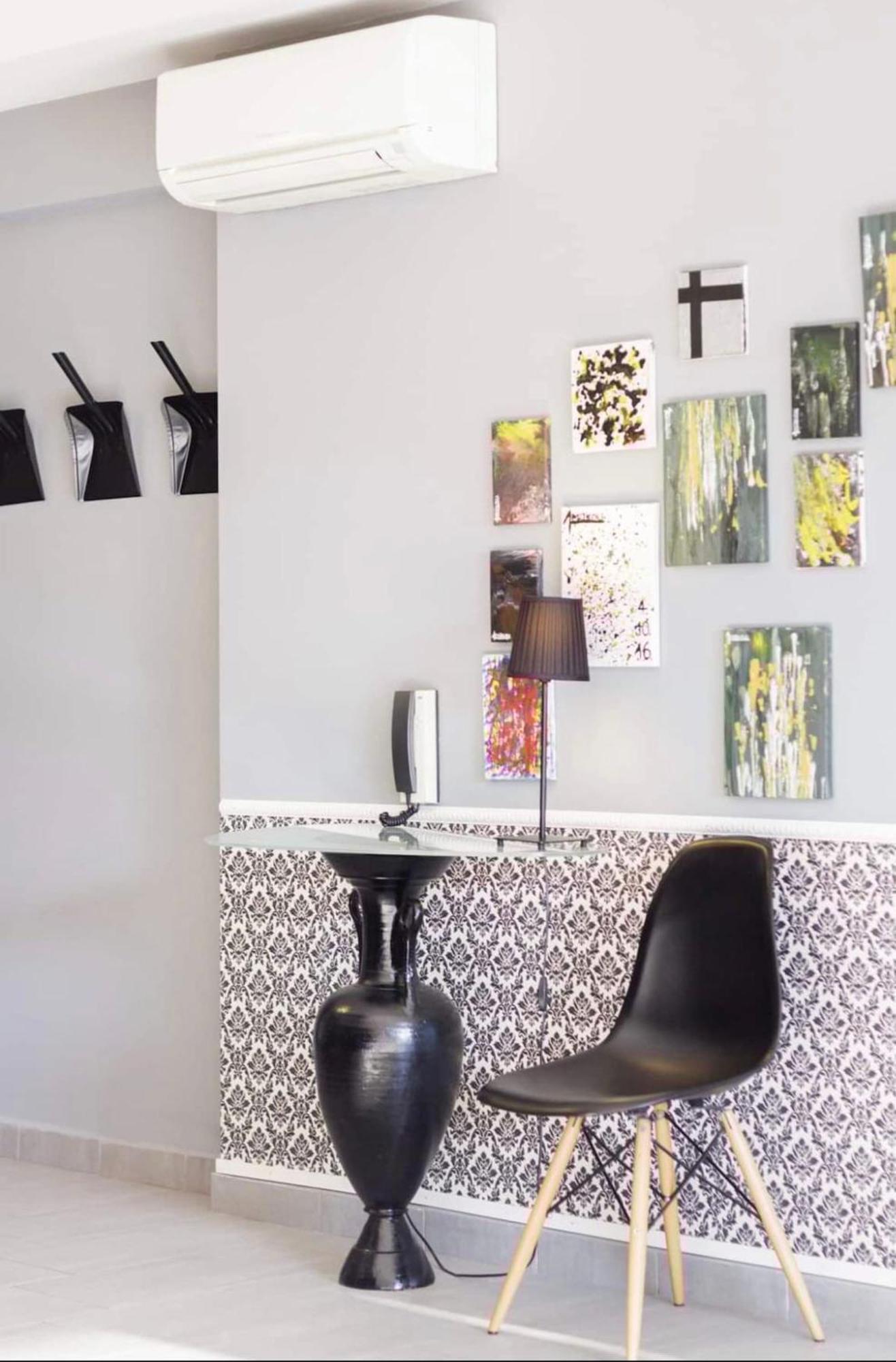 Stylish Boutique Loft With Private Balcony Appartement Athene Buitenkant foto